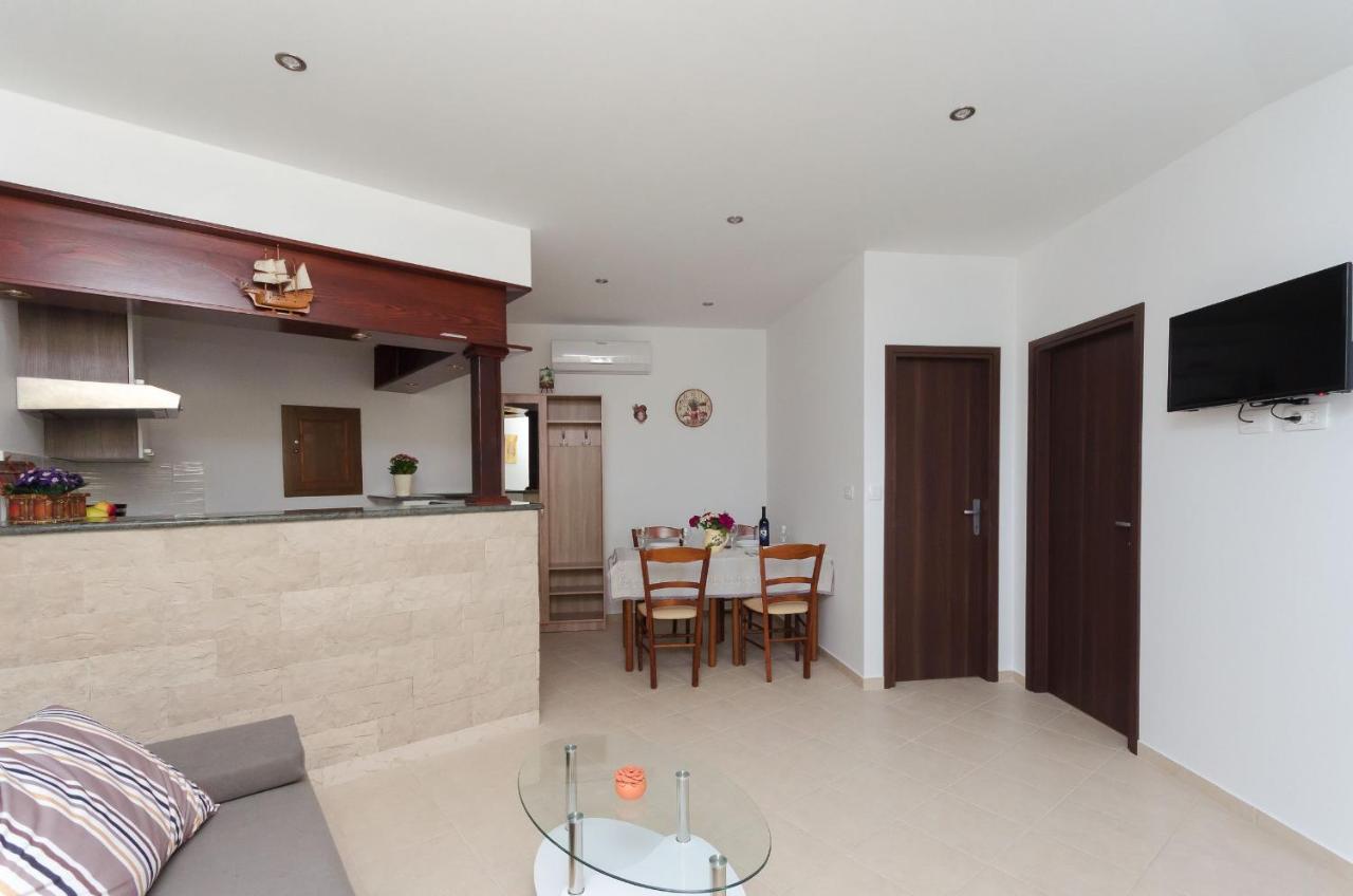 Apartments Branka Mošćenička Draga Εξωτερικό φωτογραφία